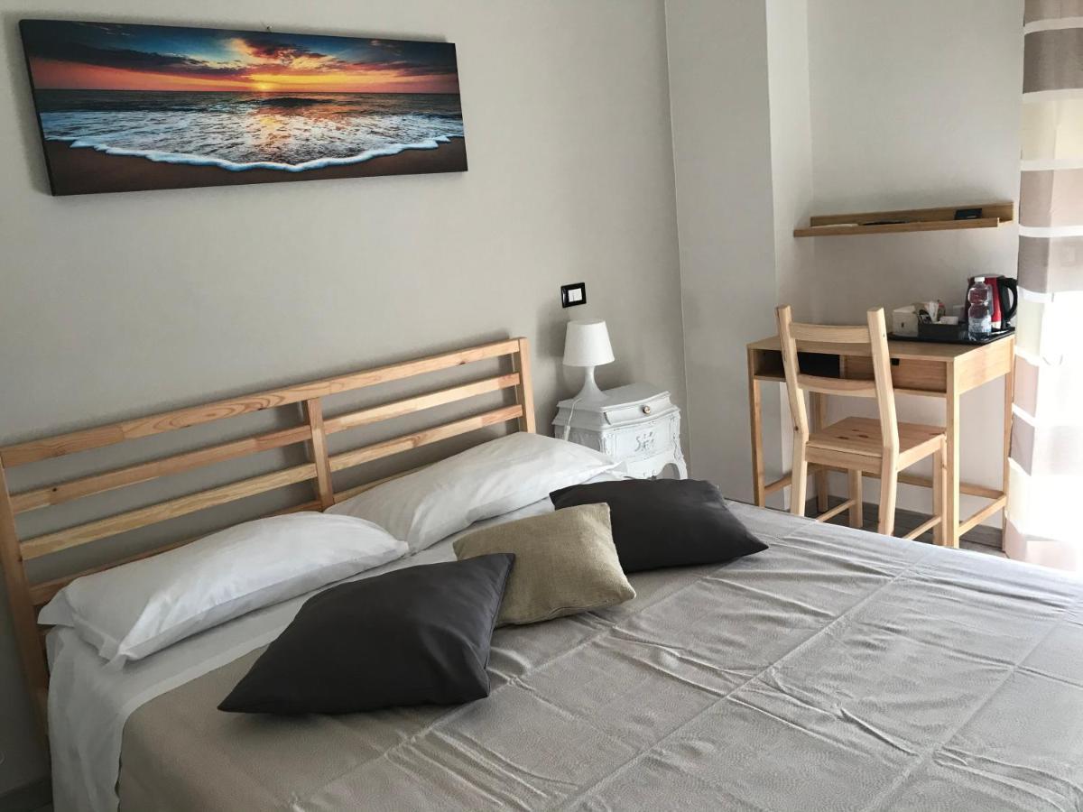 Hotel Attico Livorno Bed & Relax Exterior foto