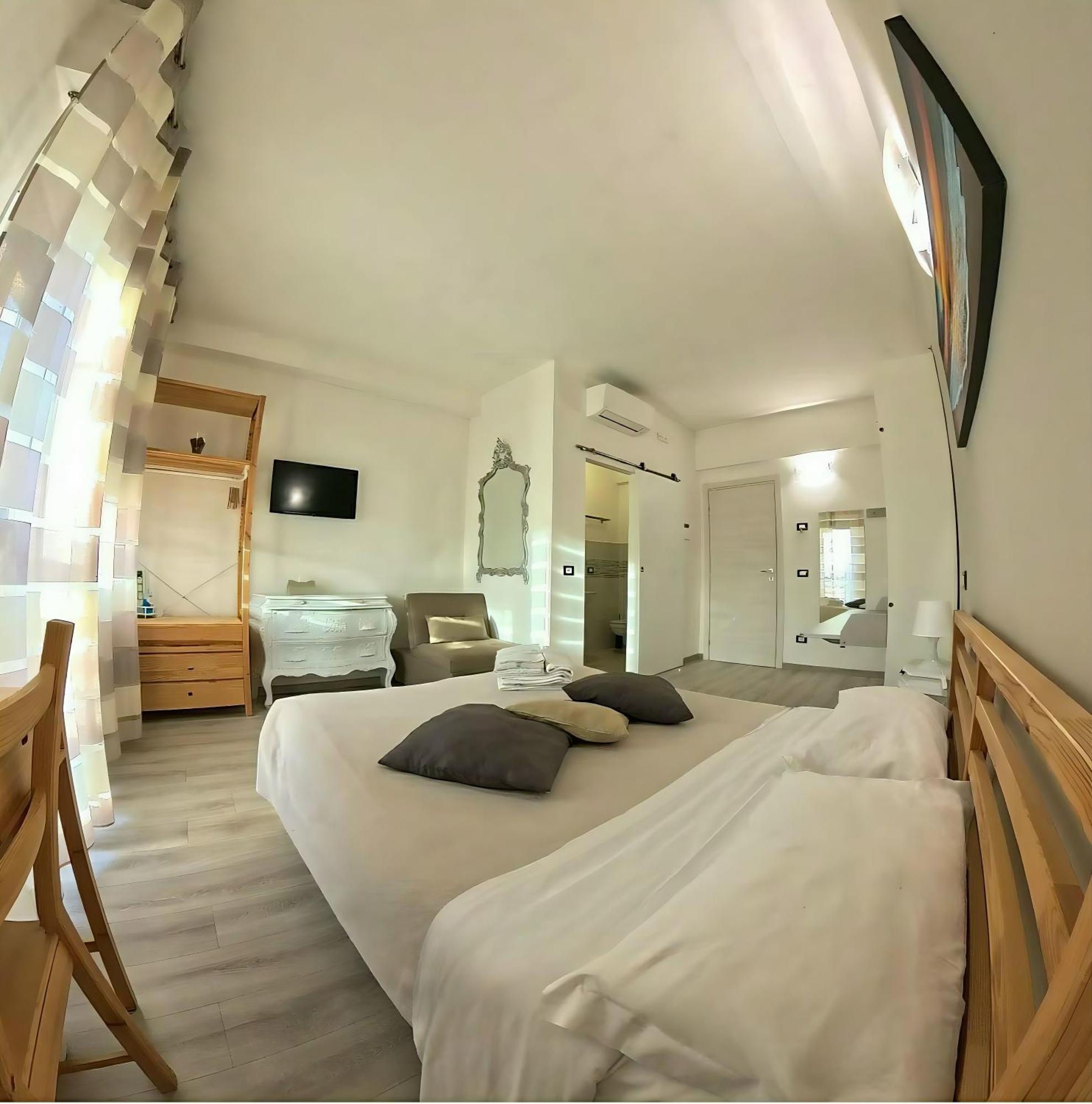 Hotel Attico Livorno Bed & Relax Exterior foto